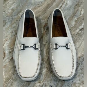 Men’s CLARKS White leather buckle loafers- Size 12